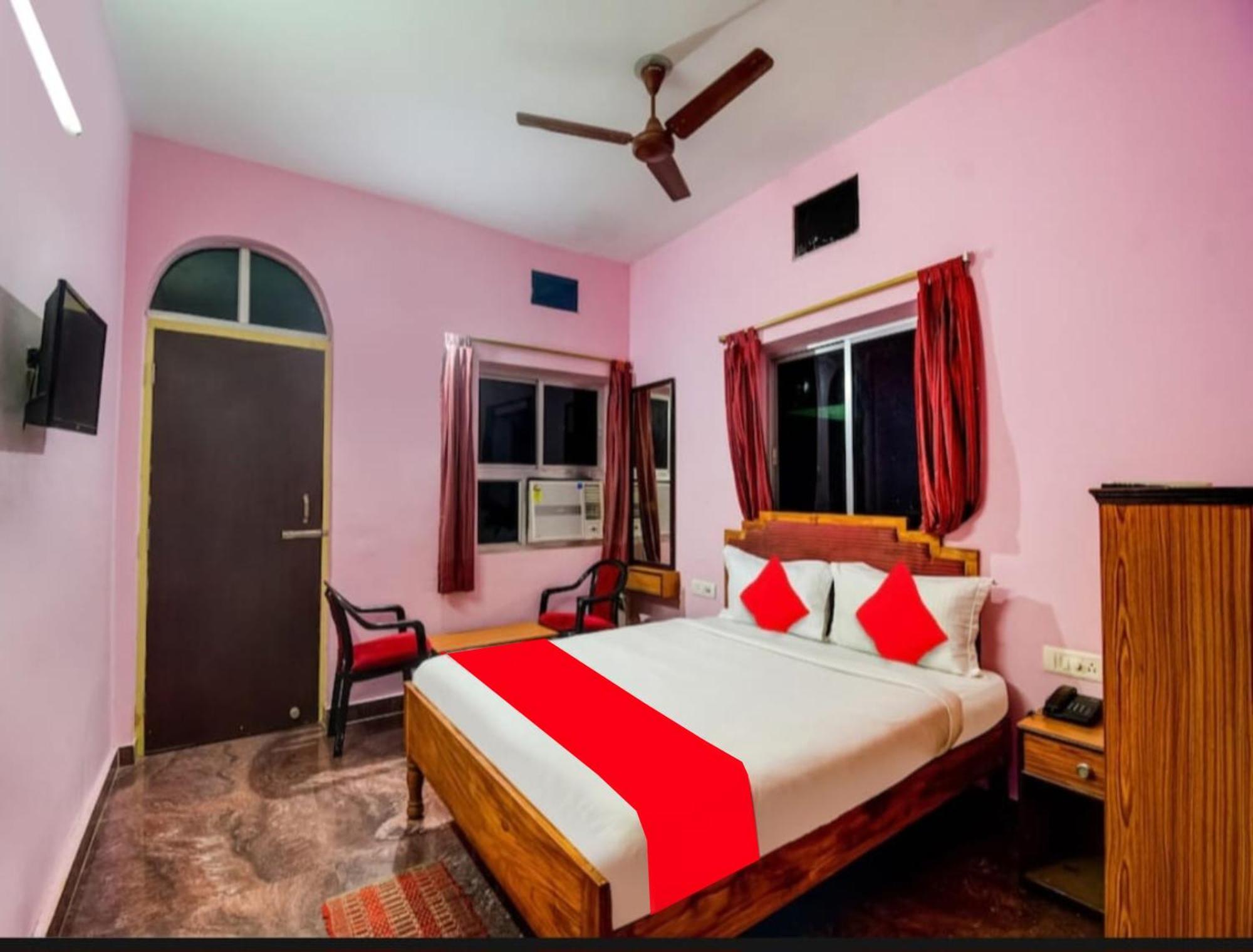 Hotel Planet9 Puri Official Exterior photo
