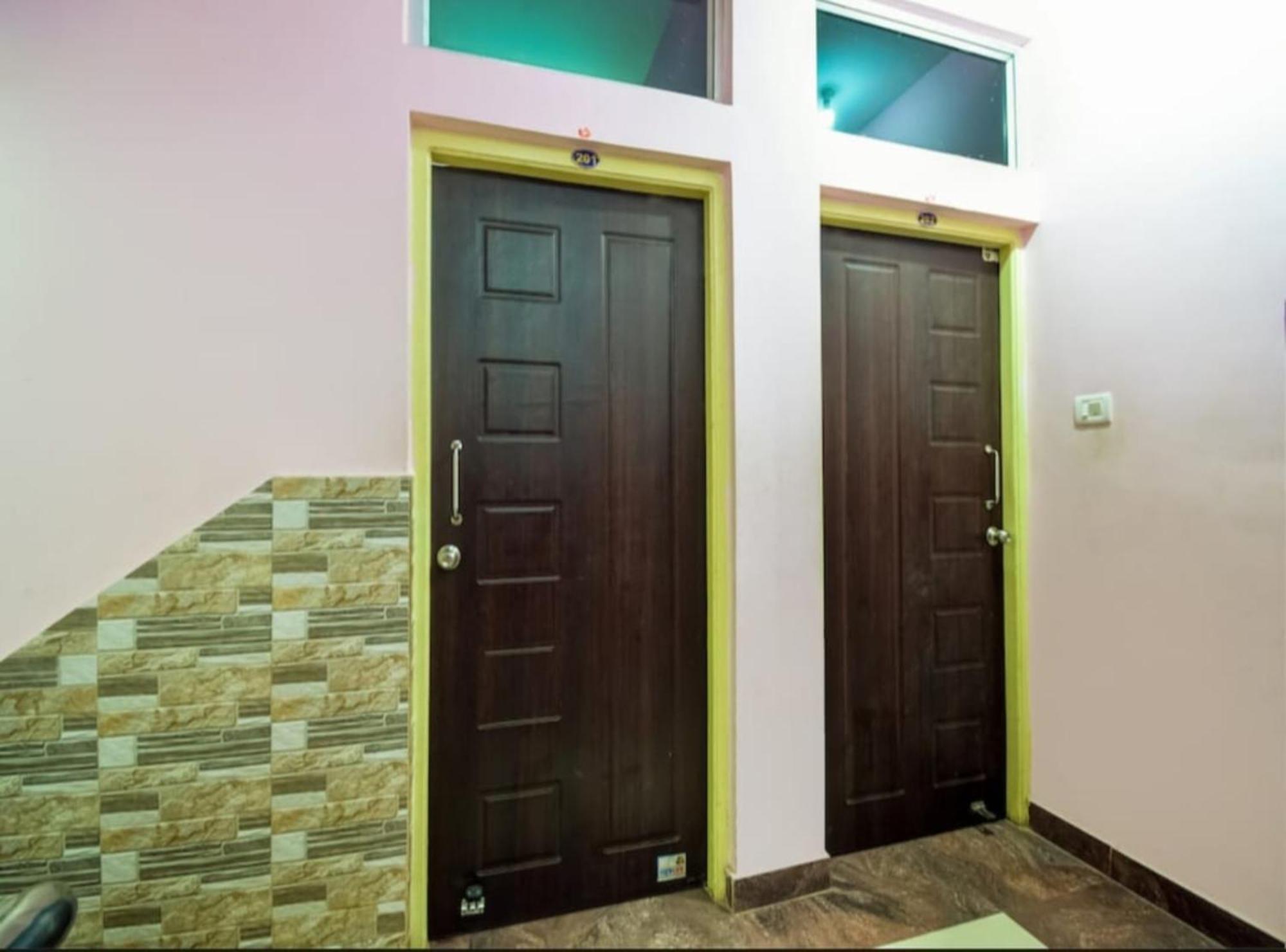 Hotel Planet9 Puri Official Exterior photo