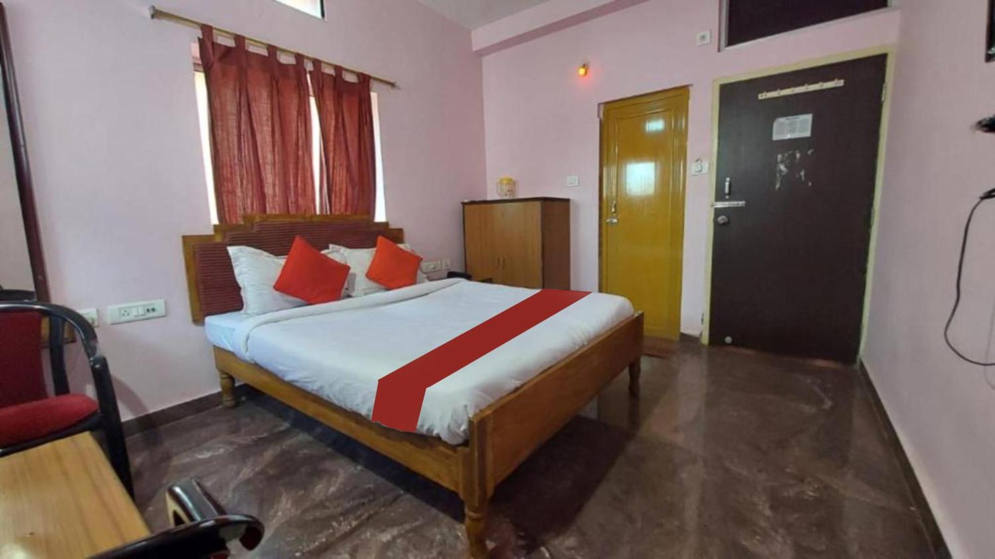 Hotel Planet9 Puri Official Exterior photo